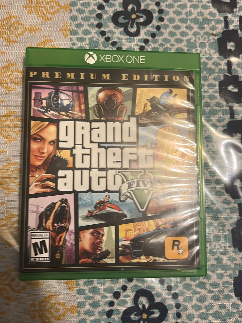 Grand Theft Auto V Premium Edition for Xbox One - Green Case